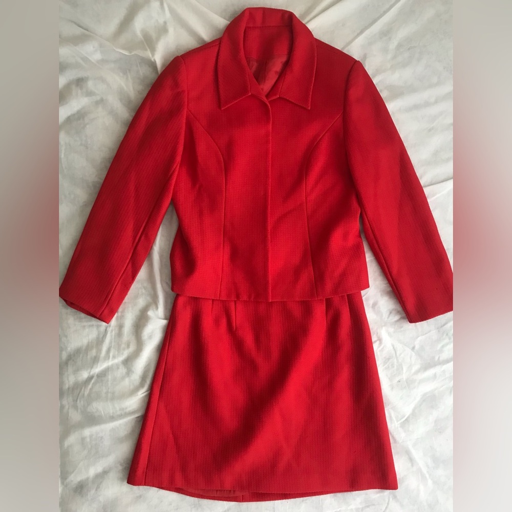 ✨ SALE - French Vintage Red Suit Set with Jacket and Skirt